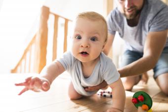 Help Your Baby to Start Crawling With These Simple Tips 